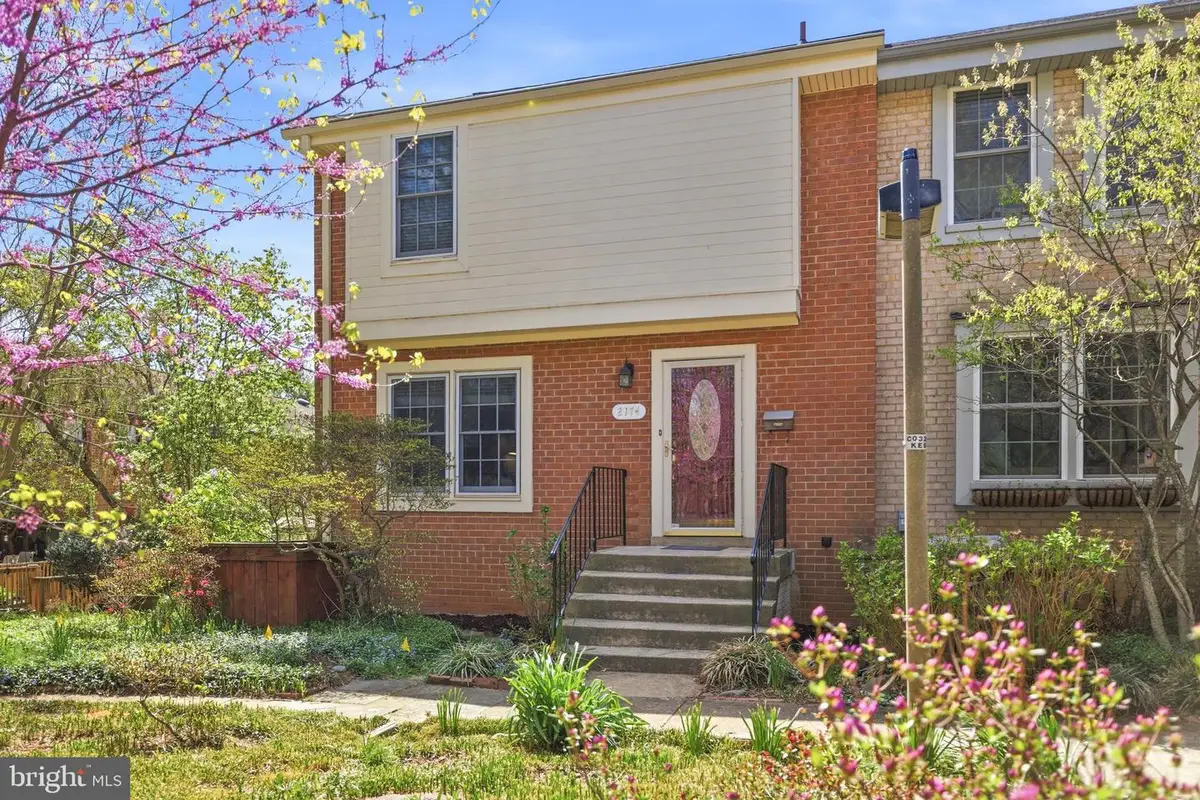 2174 Golf Course Dr, Reston, VA 20191 - #1