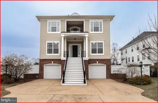 9205 Haines Dr #, LORTON, VA 22079