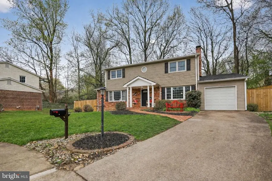 6803 Jackie Deneese Ct, Springfield, VA 22152 - #3