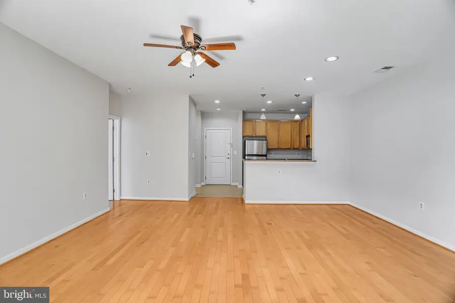 2655 Prosperity Ave #201, Fairfax, VA 22031 - #3