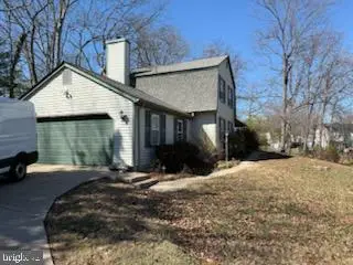 15117 Philip Lee Rd, Chantilly, VA 20151 - #1