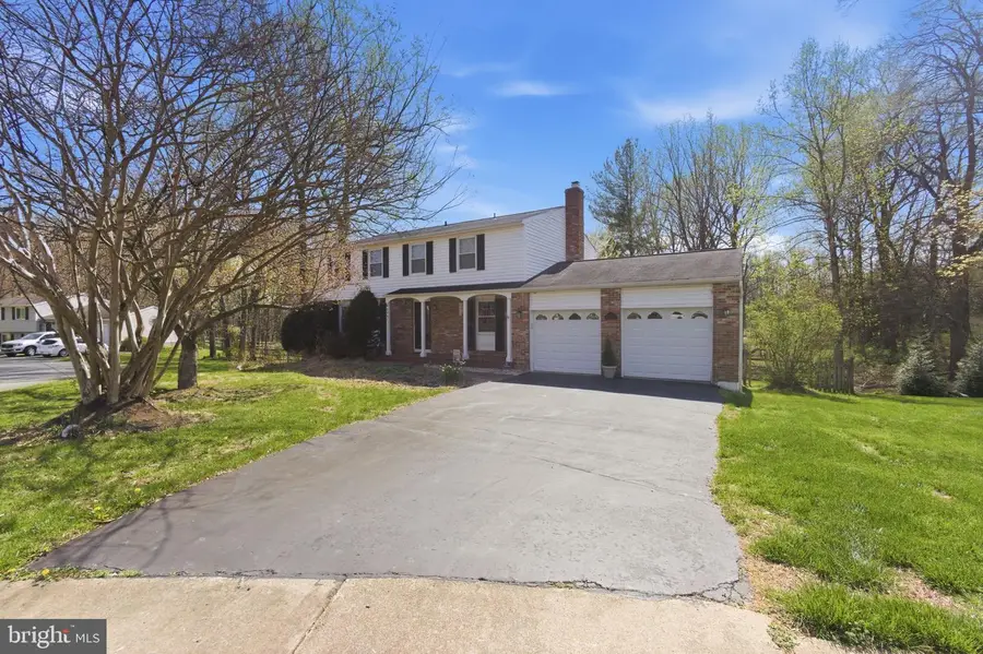 9301 Willow Pond Ln, Burke, VA 22015 - #2