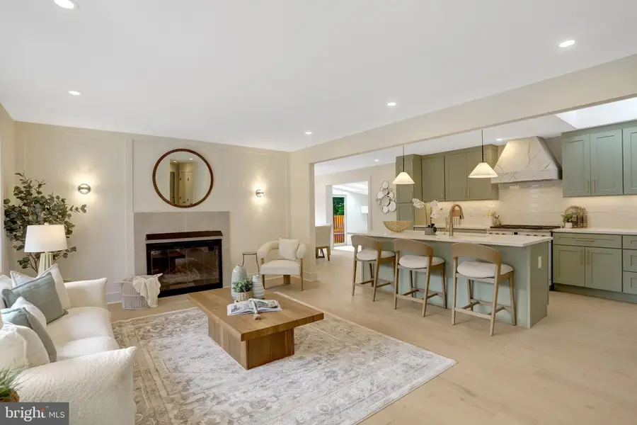 3504 Gordon St, Falls Church, VA 22041 - #2