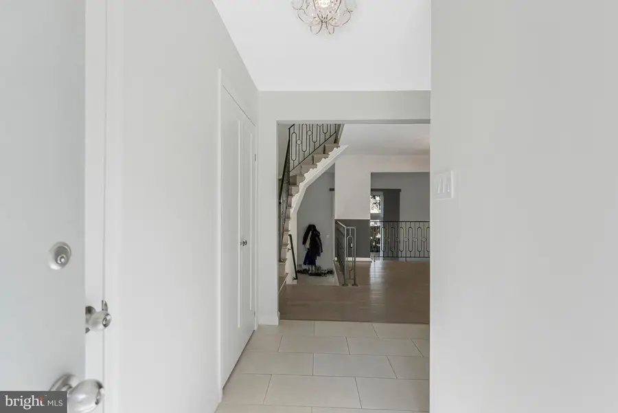 11852 Saint Trinians Ct, Reston, VA 20191 - #2