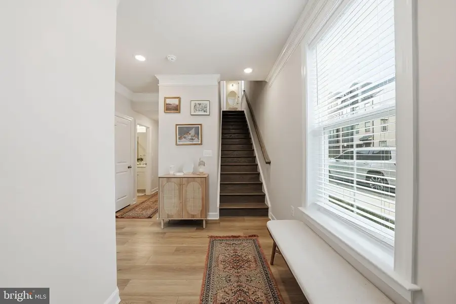 7220 Mountaineer Dr, Alexandria, VA 22306 - #3