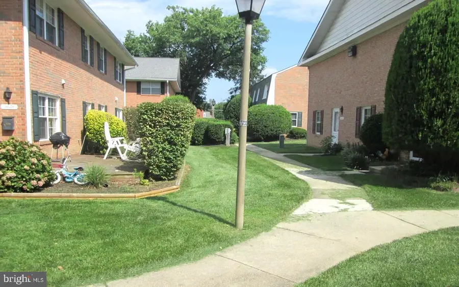 8742 Walutes Cir, Alexandria, VA 22309 - #2