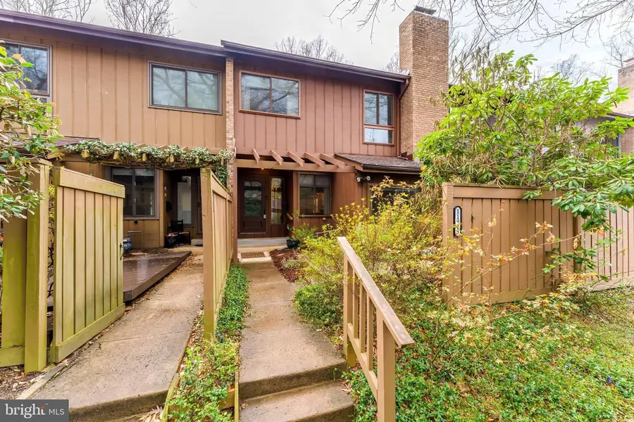 11915 Escalante Ct, Reston, VA 20191 - #2