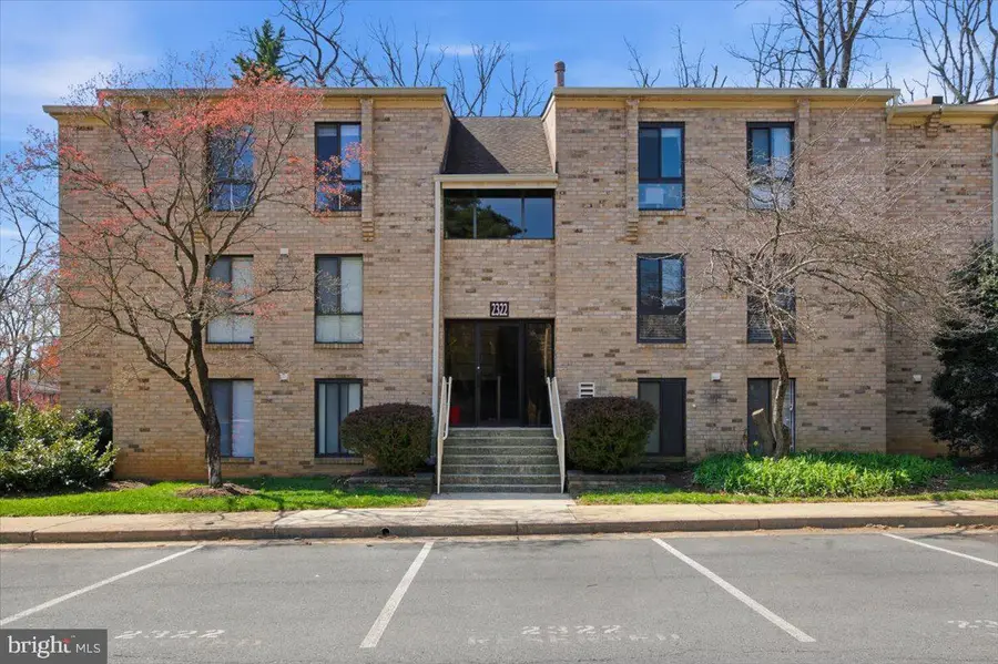 2322 Freetown Ct #8/21c, Reston, VA 20191 - #2