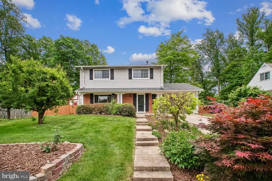 8933 Burke Lake Rd, Springfield, VA 22151 - #3