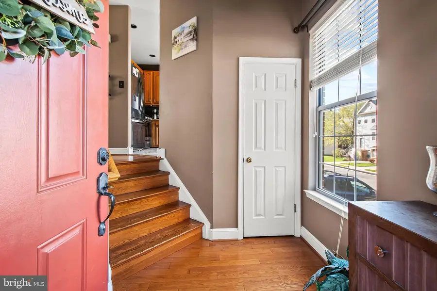 14601 Flower Hill Dr, Centreville, VA 20120 - #3