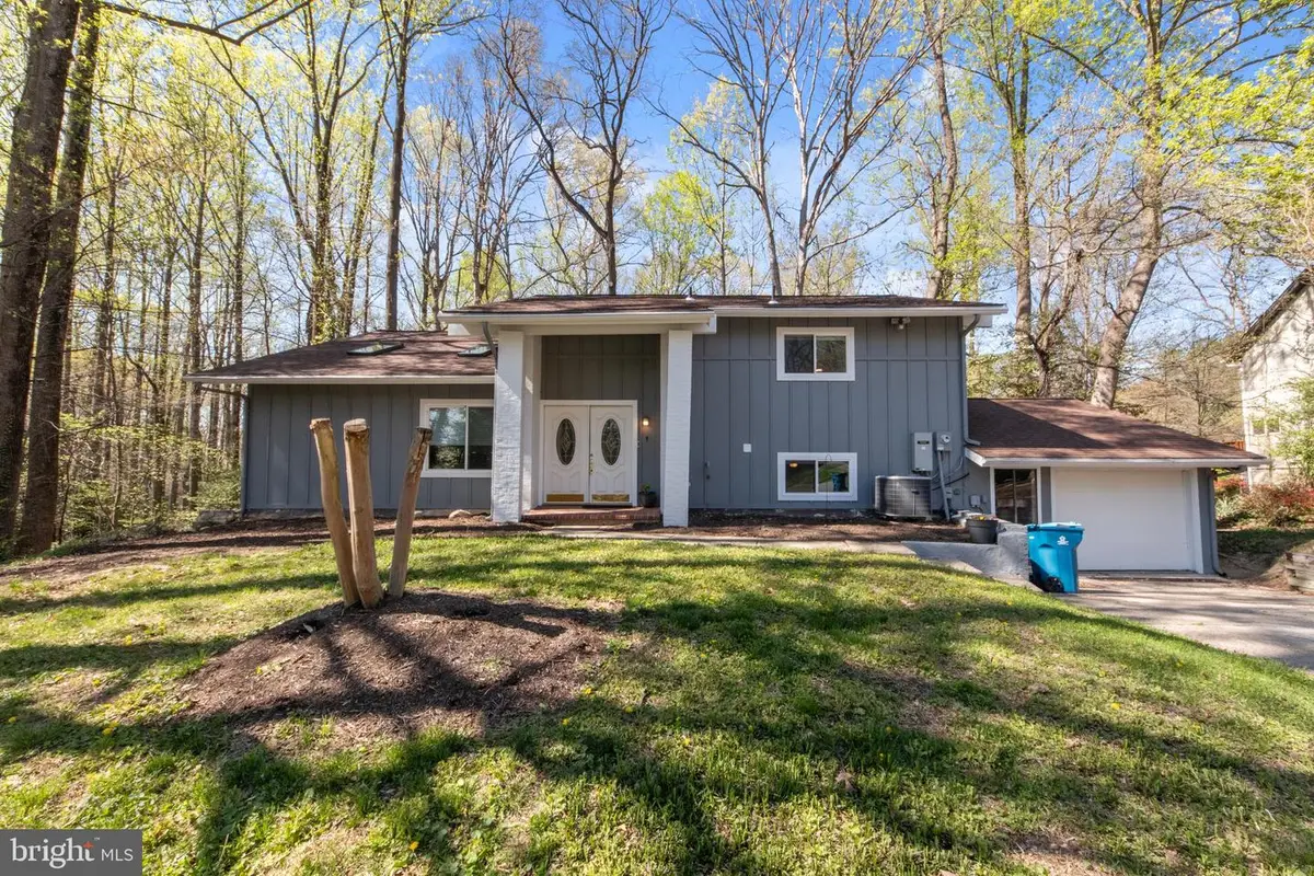 7516 Chancellor Way, Springfield, VA 22153 - #1