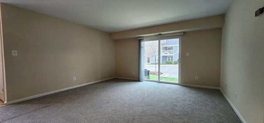 5820 Orchard Hill Ct #5820, Clifton, VA 20124 - #3