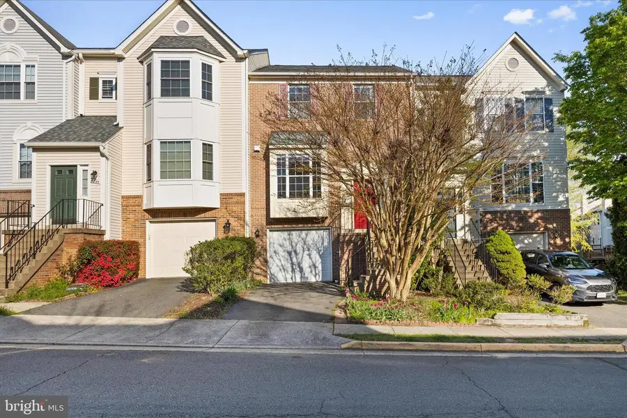 6897 Kerrywood Cir, Centreville, VA 20121 - #2