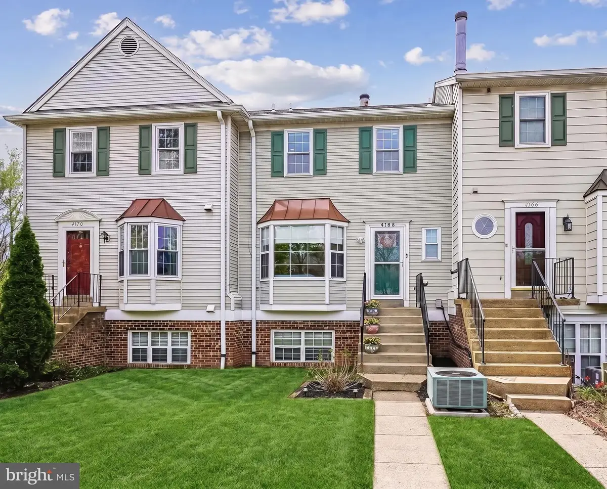 4168 Dawn Valley Ct #82b, Chantilly, VA 20151 - #1