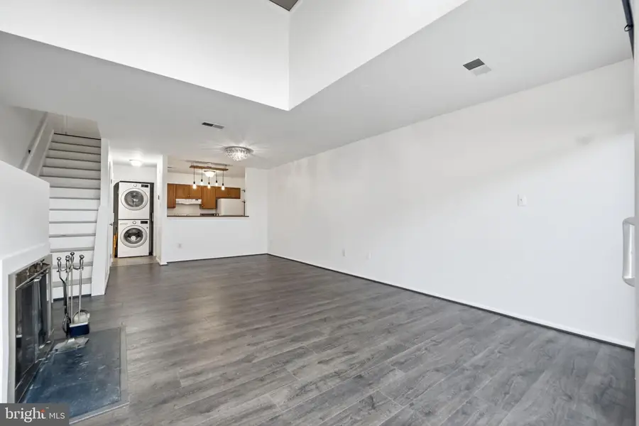 3914 Woodhue Pl #6, Alexandria, VA 22309 - #2