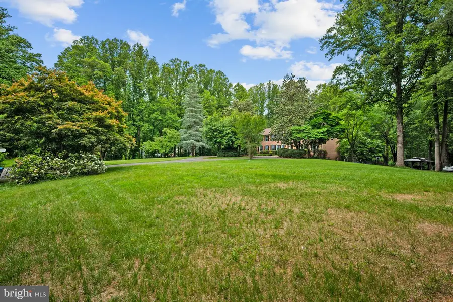 13112 Laurel Glen Rd, Clifton, VA 20124 - #2