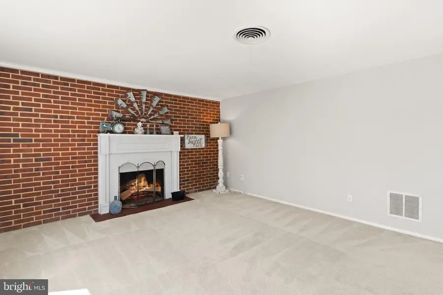 7516 Essex Ave, Springfield, VA 22150 - #2