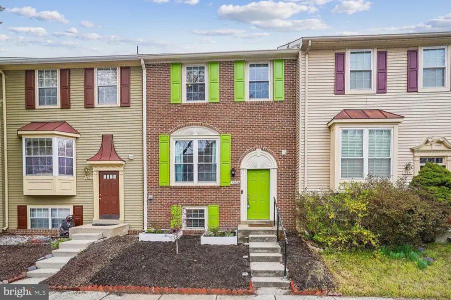 7309 Rhondda Dr, Lorton, VA 22079 - #2