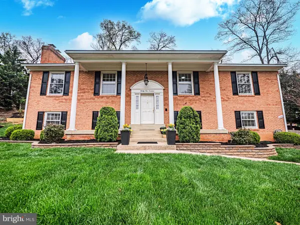 2419 Caron Ln, FALLS CHURCH, VA 22043