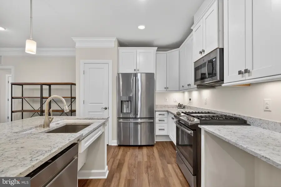 6101 Fairview Farm Dr #207, Alexandria, VA 22315 - #3