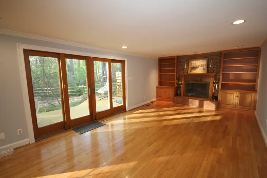 2424 Freetown Dr, Reston, VA 20191 - #3