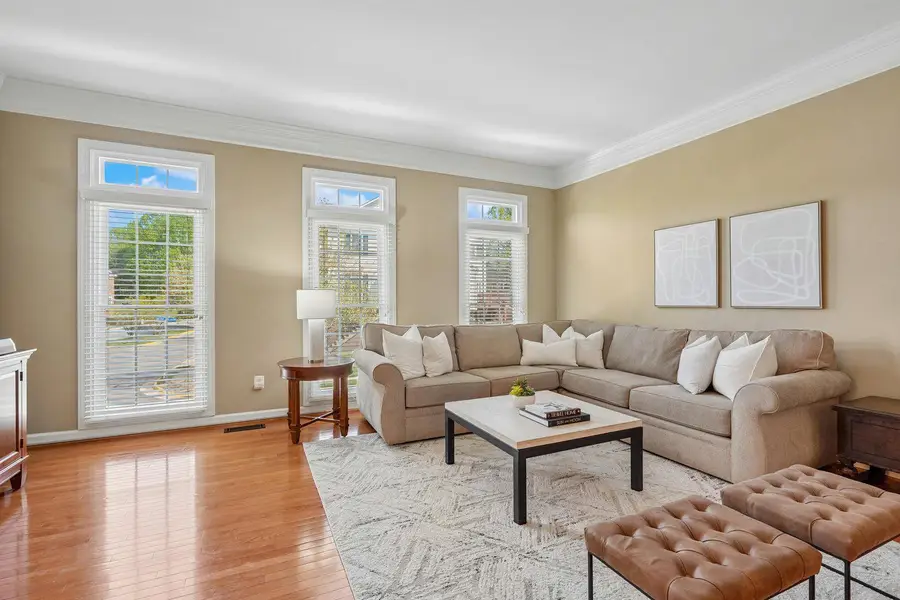 12484 Rose Path Cir, Fairfax, VA 22033 - #2