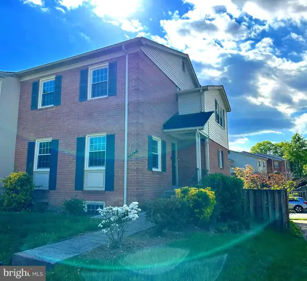 4524 Windsor Arms Ct, ANNANDALE, VA 22003