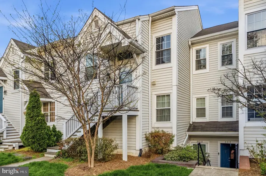 2822 Yarling Ct #2822, Falls Church, VA 22042 - #3