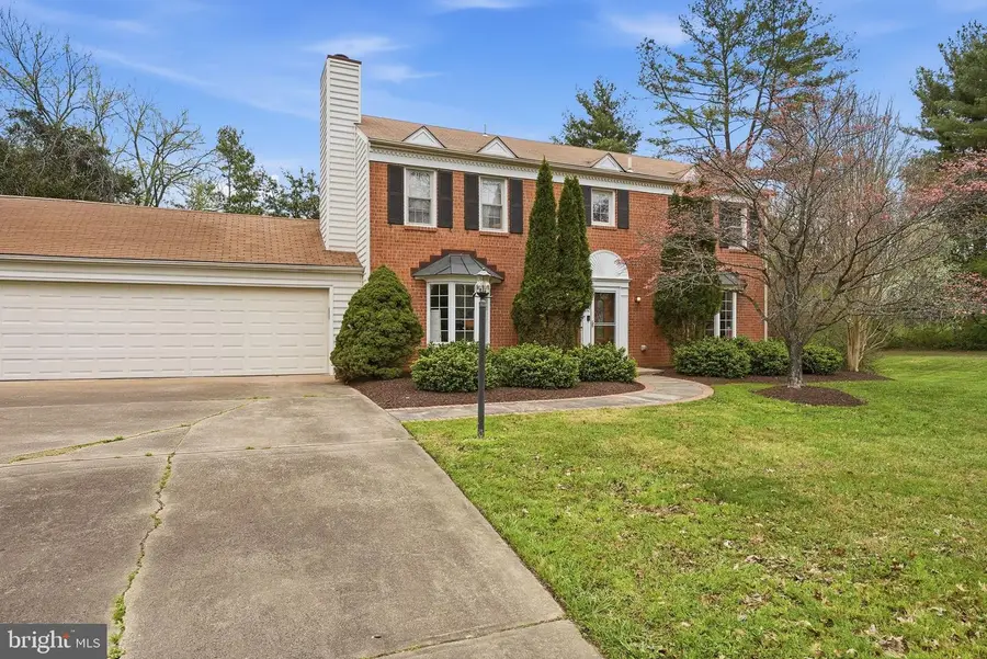 9800 Kohoutek Ct, Vienna, VA 22182 - #2