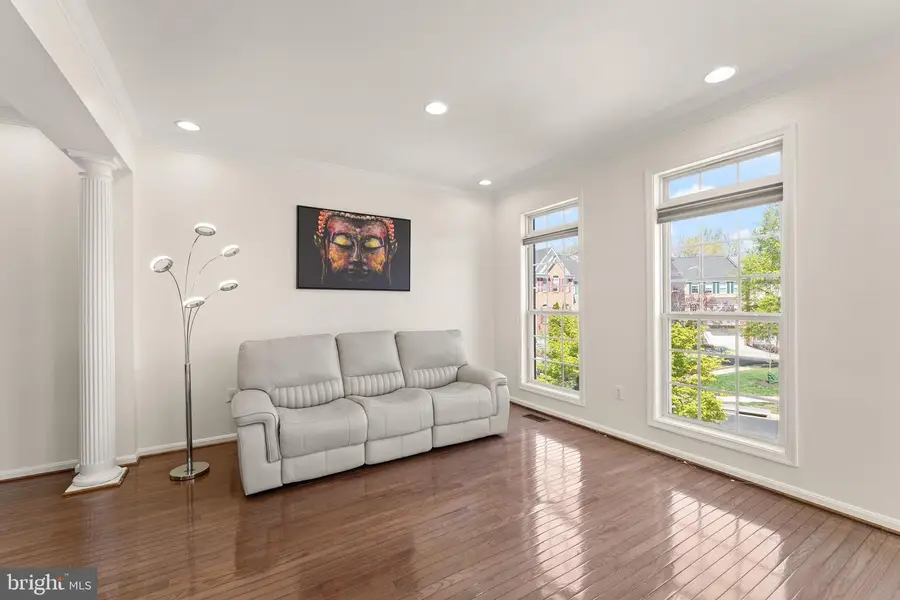 13579 Cedar Run Ln, Herndon, VA 20171 - #2