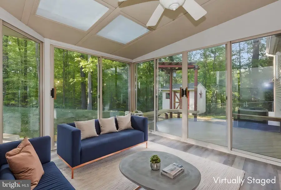 7625 Sheffield Green Way, Lorton, VA 22079 - #3