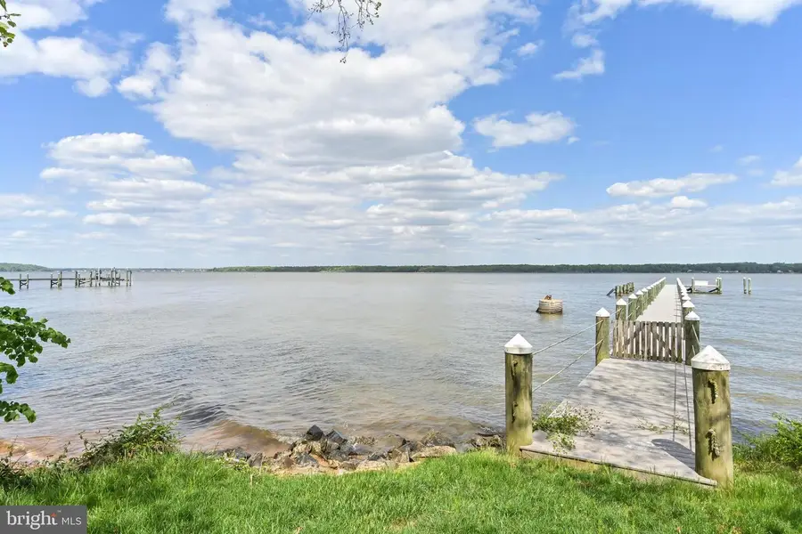 11715 River Dr, Lorton, VA 22079 - #3