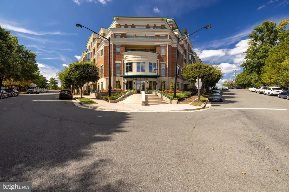 1450 Emerson Ave #g04-4, McLean, VA 22101 - #1