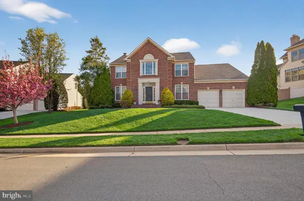 8009 Brandt Ct, FAIRFAX STATION, VA 22039