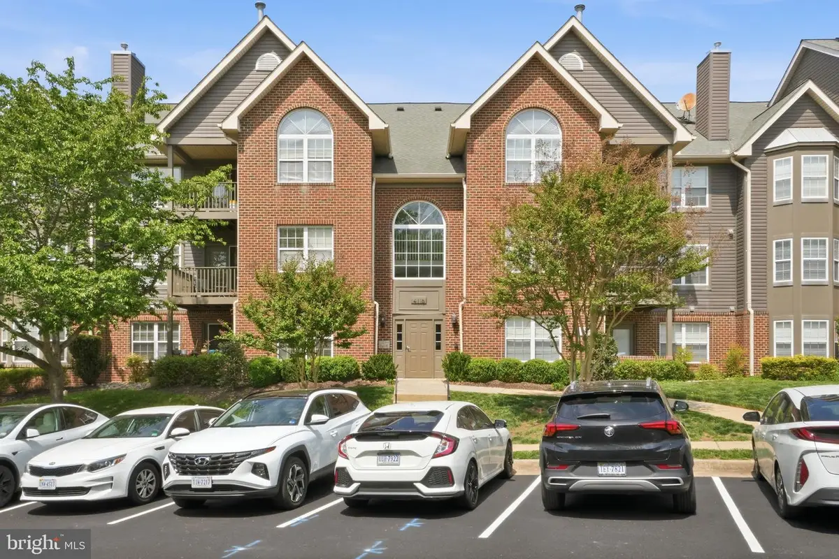 4116-g Monument Ct #204, Fairfax, VA 22033 - #1