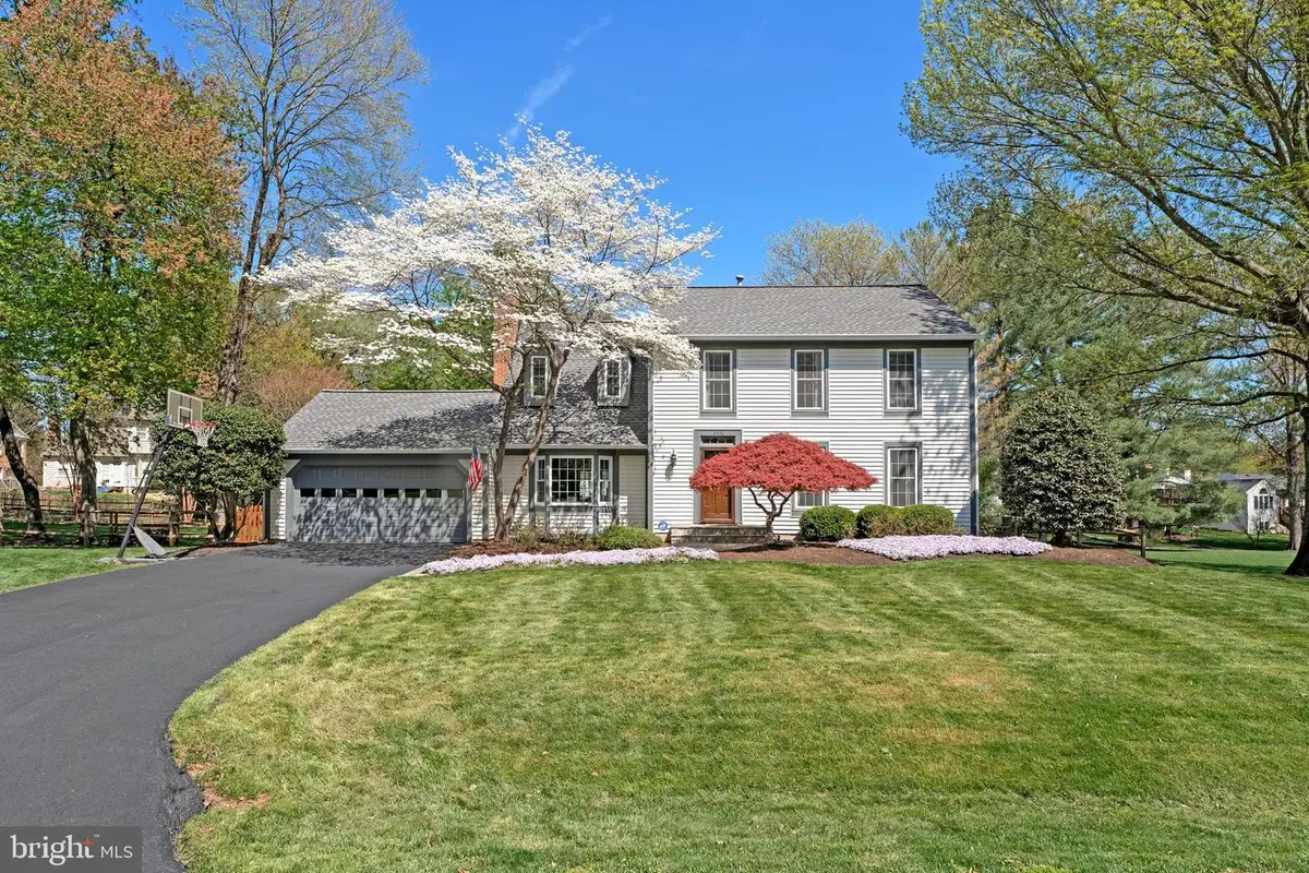 10430 Heritage Landing Rd, Burke, VA 22015 - #1