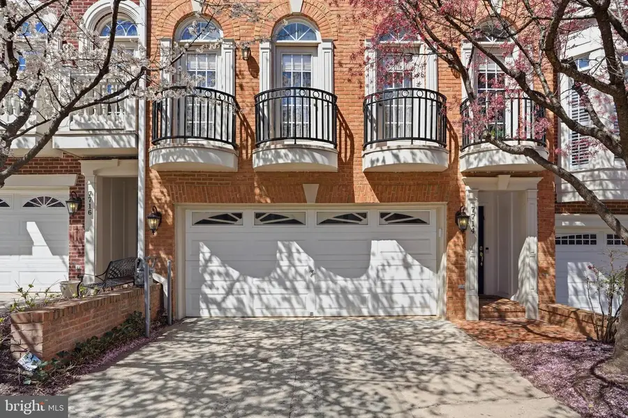 7714 Spoleto Ln #54, McLean, VA 22102 - #3