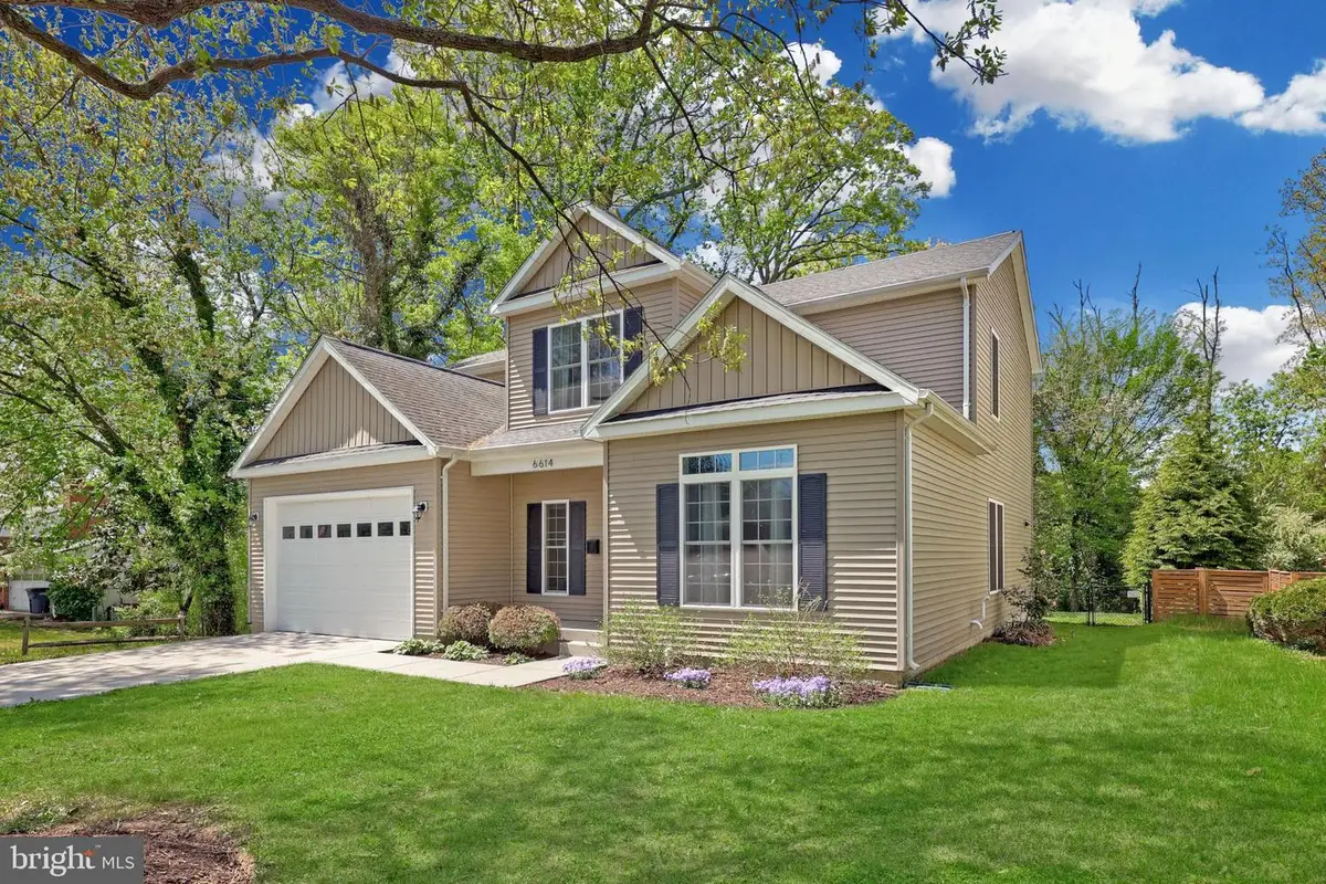 6614 Benson Dr, Alexandria, VA 22306 - #1