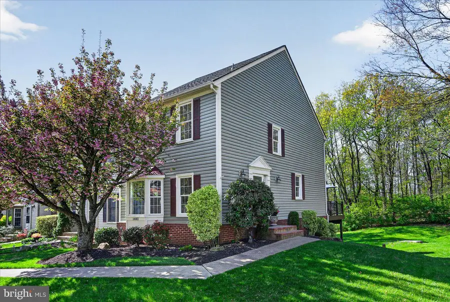 14083 Betsy Ross Ln, Centreville, VA 20121 - #2