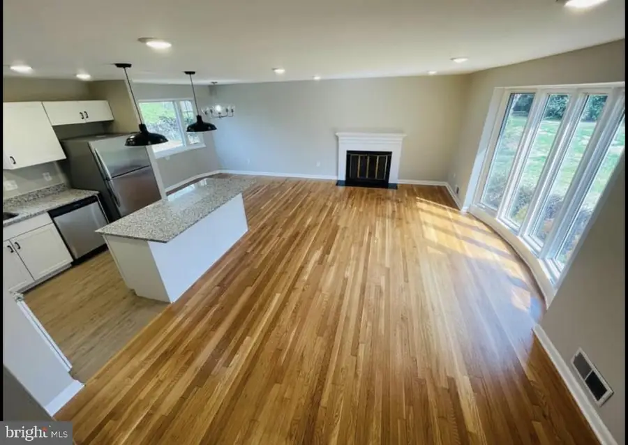 6810 Fern Ln, Annandale, VA 22003 - #2