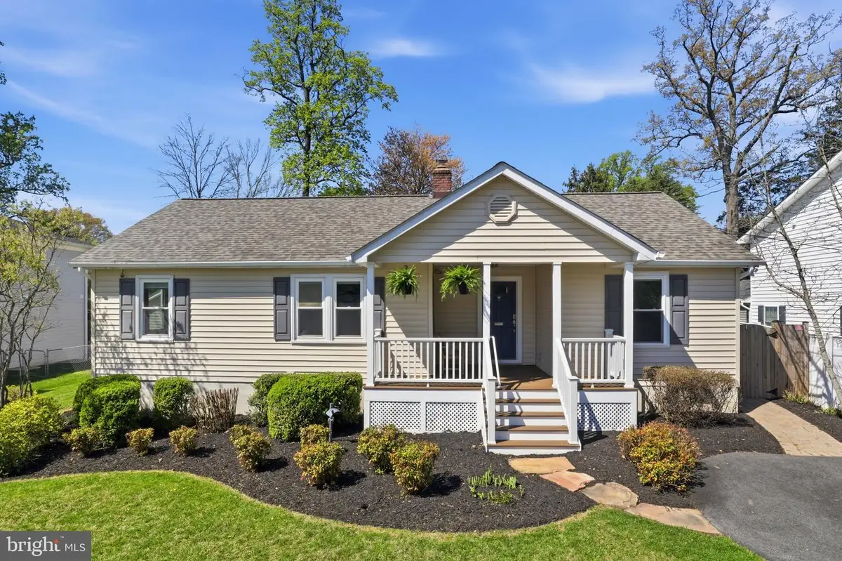 3008 Fairmont St, Falls Church, VA 22042 - #1