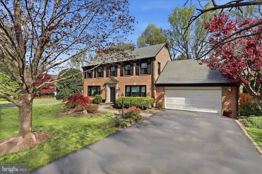9708 Spring Ridge Ln, Vienna, VA 22182 - #2