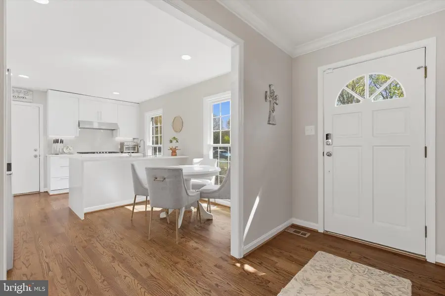 5218 Olley Ln, Burke, VA 22015 - #3