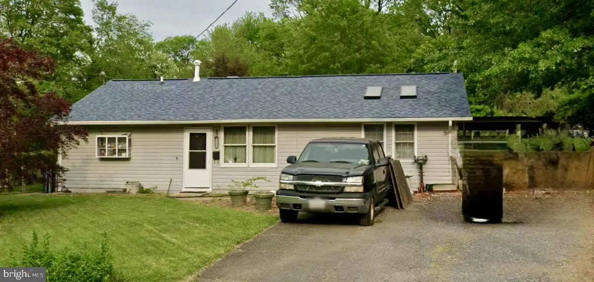 5523 Halwis St, Alexandria, VA 22303 - #1