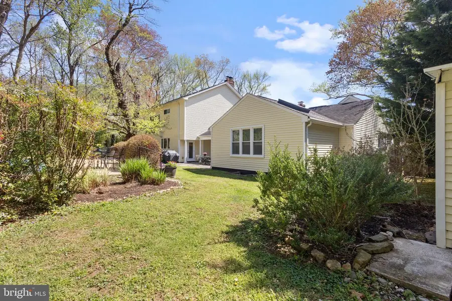 8220 Robey Ave, Annandale, VA 22003 - #3