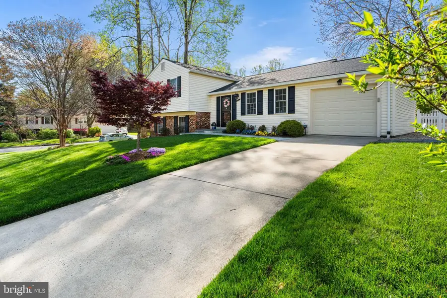 9219 Claytonia Ln, Annandale, VA 22003 - #2