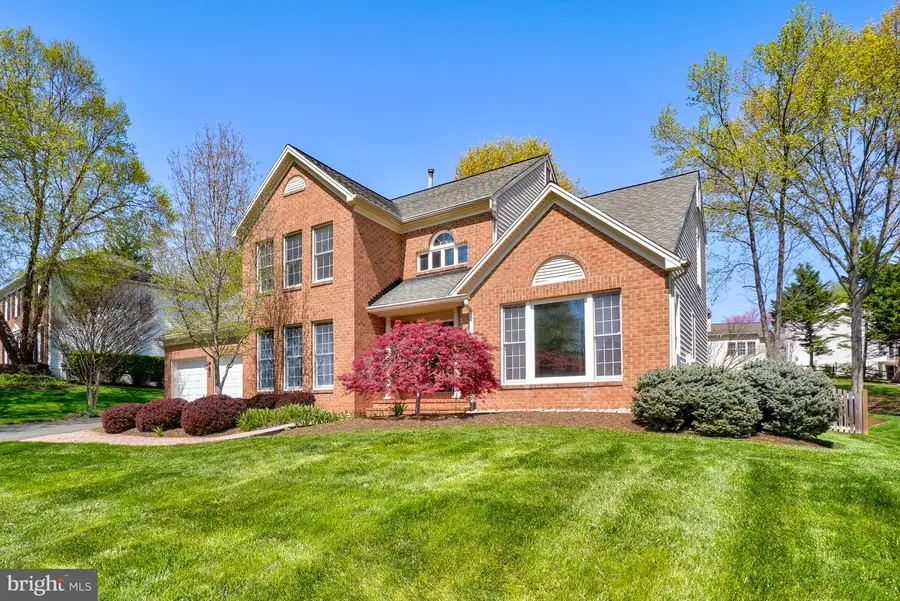 15253 Surrey House Way, Centreville, VA 20120 - #3