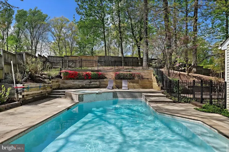 12527 Chasbarb Ter, Herndon, VA 20171 - #2