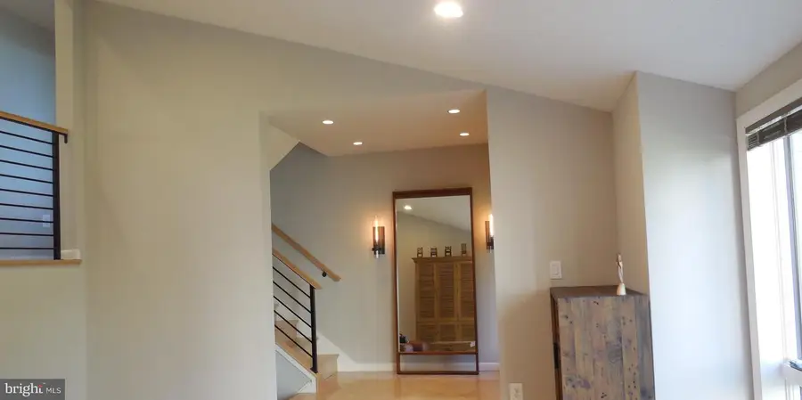 9431 Talisman Dr, Vienna, VA 22182 - #2