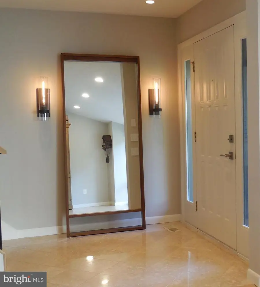 9431 Talisman Dr, Vienna, VA 22182 - #3